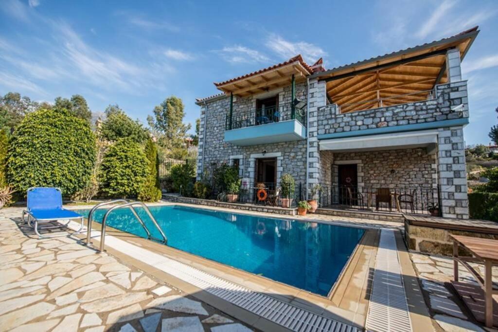 Kelly'S Villa In Stoupa Neokhorion  Экстерьер фото