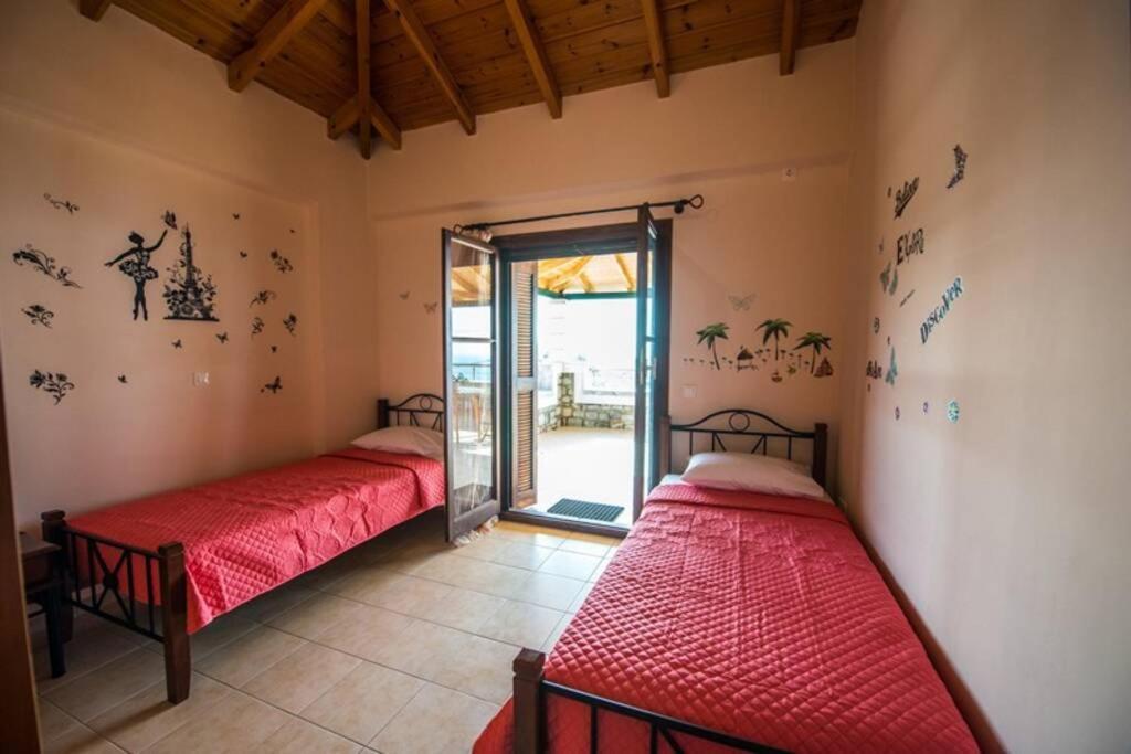 Kelly'S Villa In Stoupa Neokhorion  Экстерьер фото
