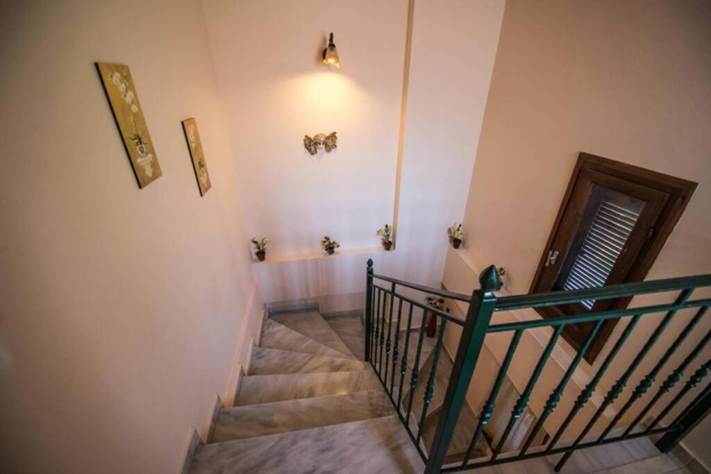 Kelly'S Villa In Stoupa Neokhorion  Экстерьер фото