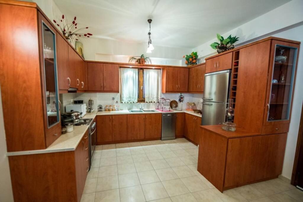 Kelly'S Villa In Stoupa Neokhorion  Экстерьер фото