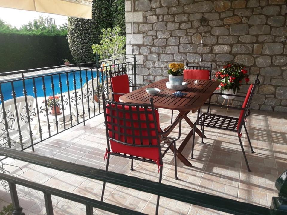 Kelly'S Villa In Stoupa Neokhorion  Экстерьер фото